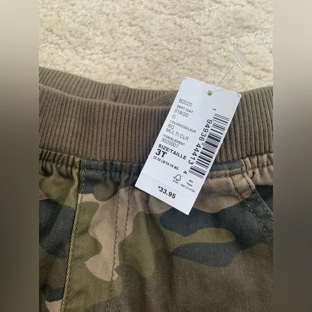 Children's Place NWT Size 3T Camo Cargo Pants